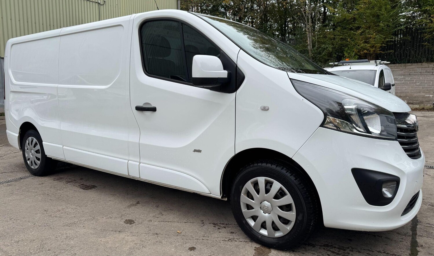 Used Vauxhall Vivaro 2018 for sale - 76551058: Photo 5