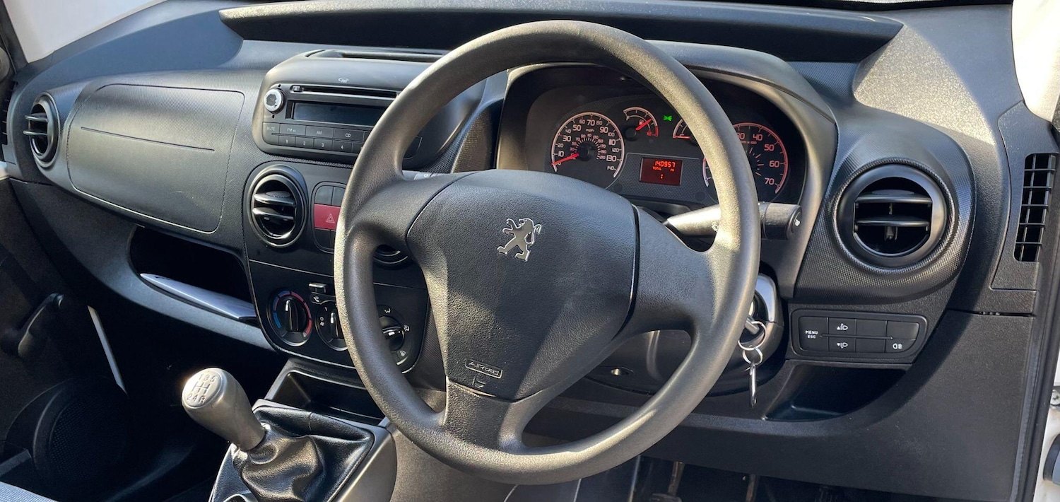 Used Peugeot Bipper 2011 for sale - 76996250: Photo 27