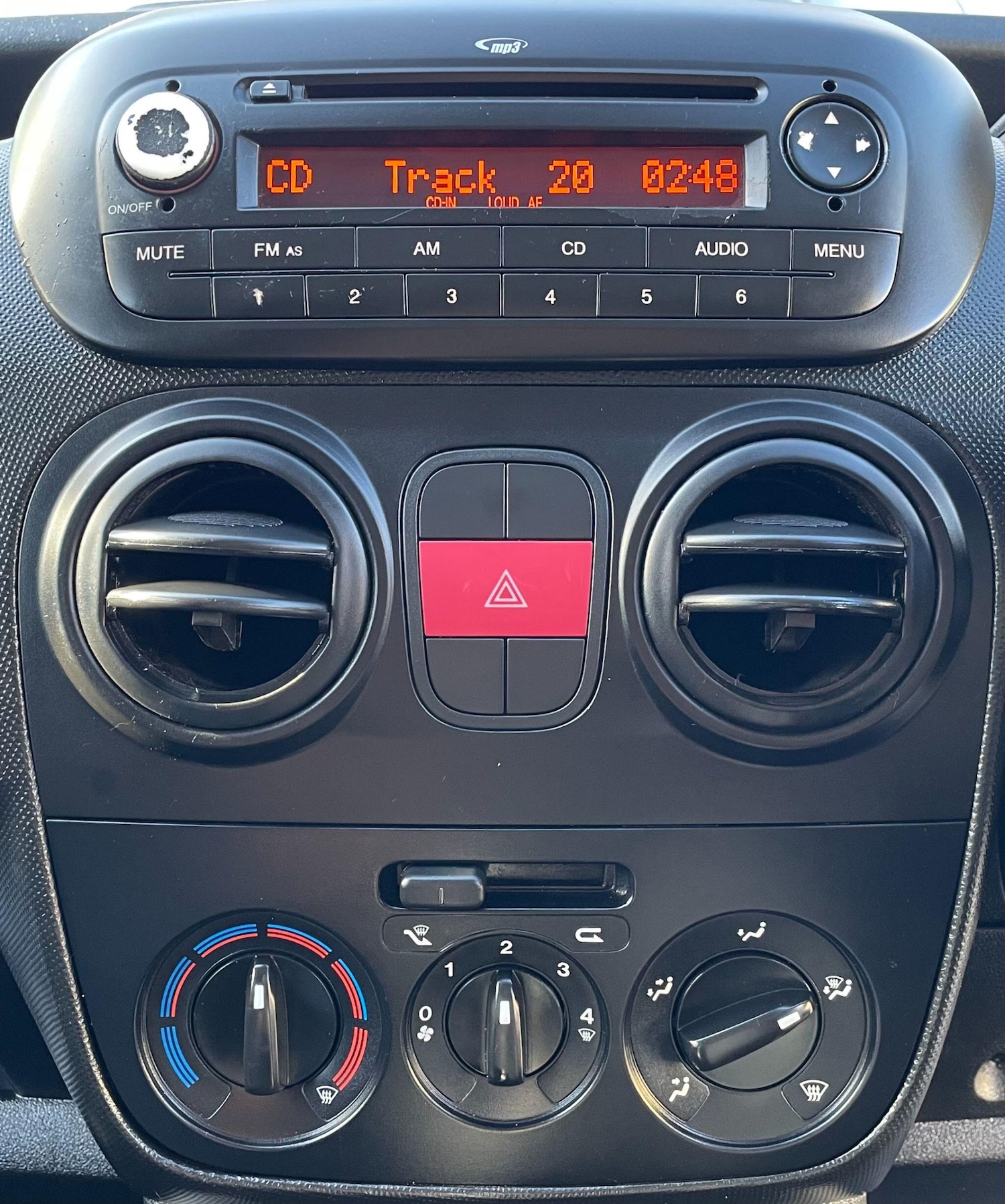 Used Peugeot Bipper 2011 for sale - 76996250: Photo 31