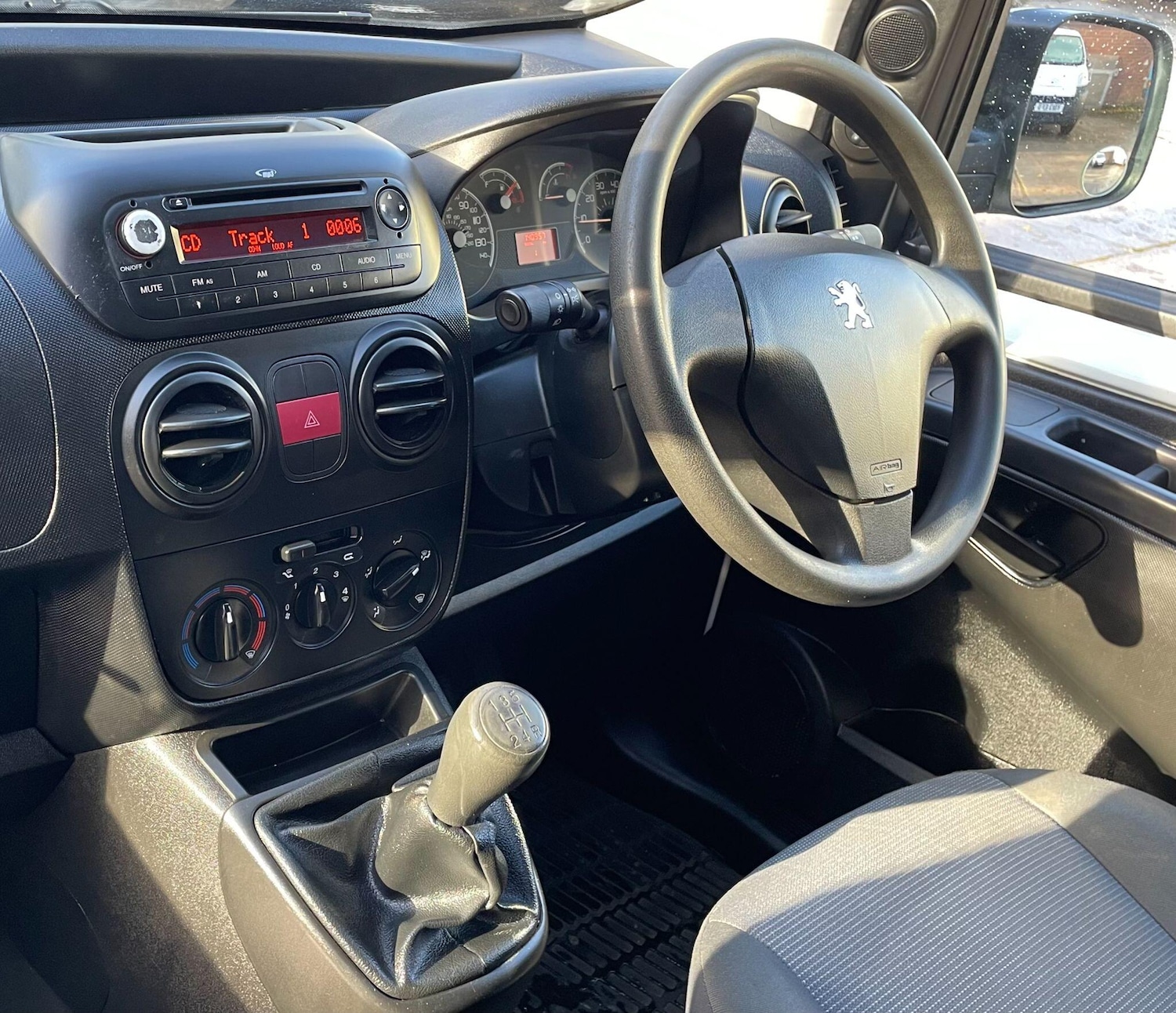 Used Peugeot Bipper 2011 for sale - 76996250: Photo 37