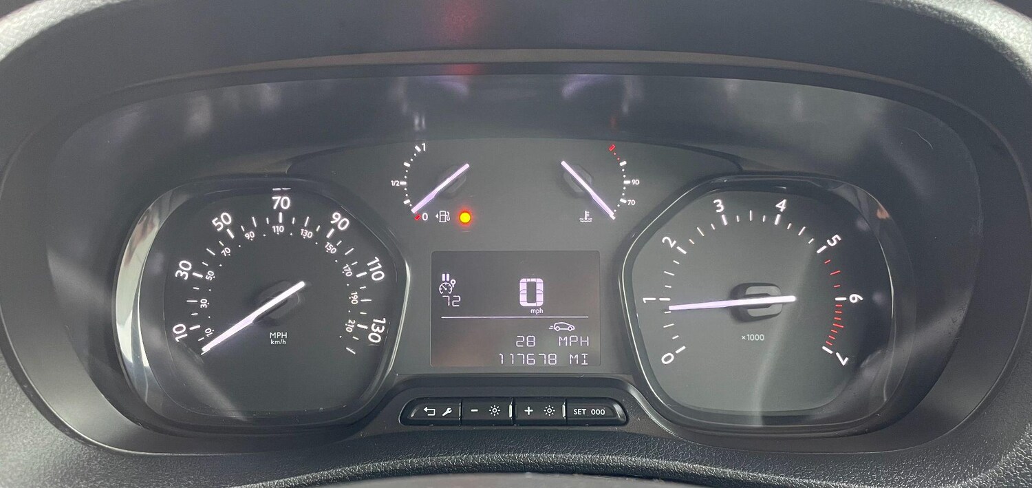 Used Peugeot Expert 2019 for sale - 76592696: Photo 30