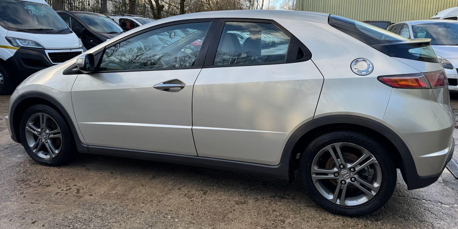 Used Honda Civic 2006 for sale - 76549386: Photo 20