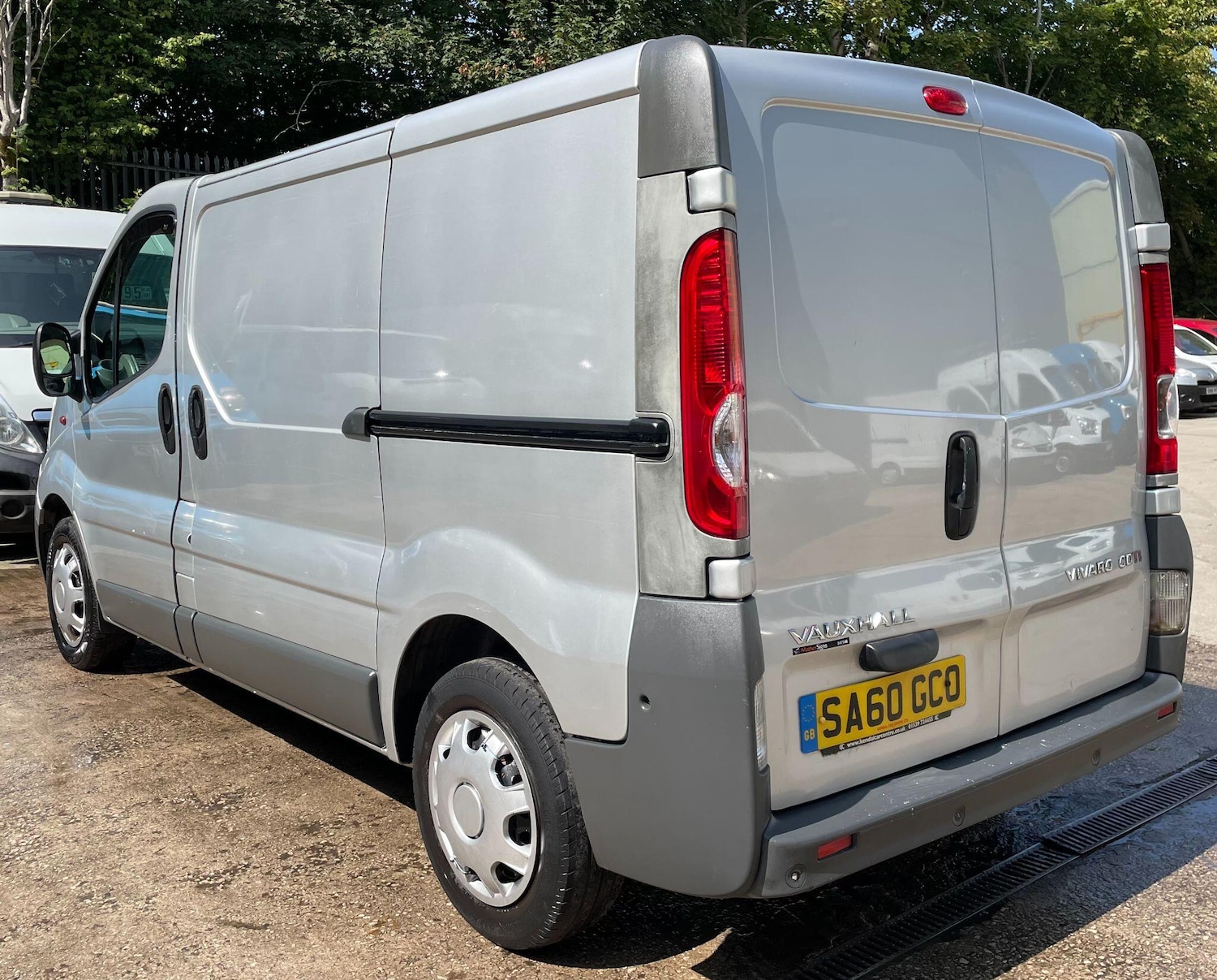 Used Vauxhall Vivaro 2010 for sale - 76550543: Photo 10