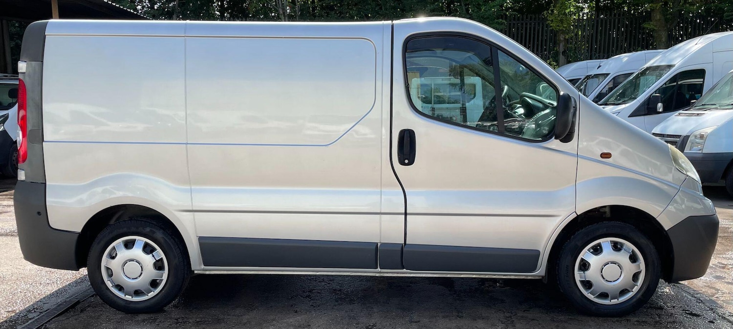 Used Vauxhall Vivaro 2010 for sale - 76550543: Photo 4