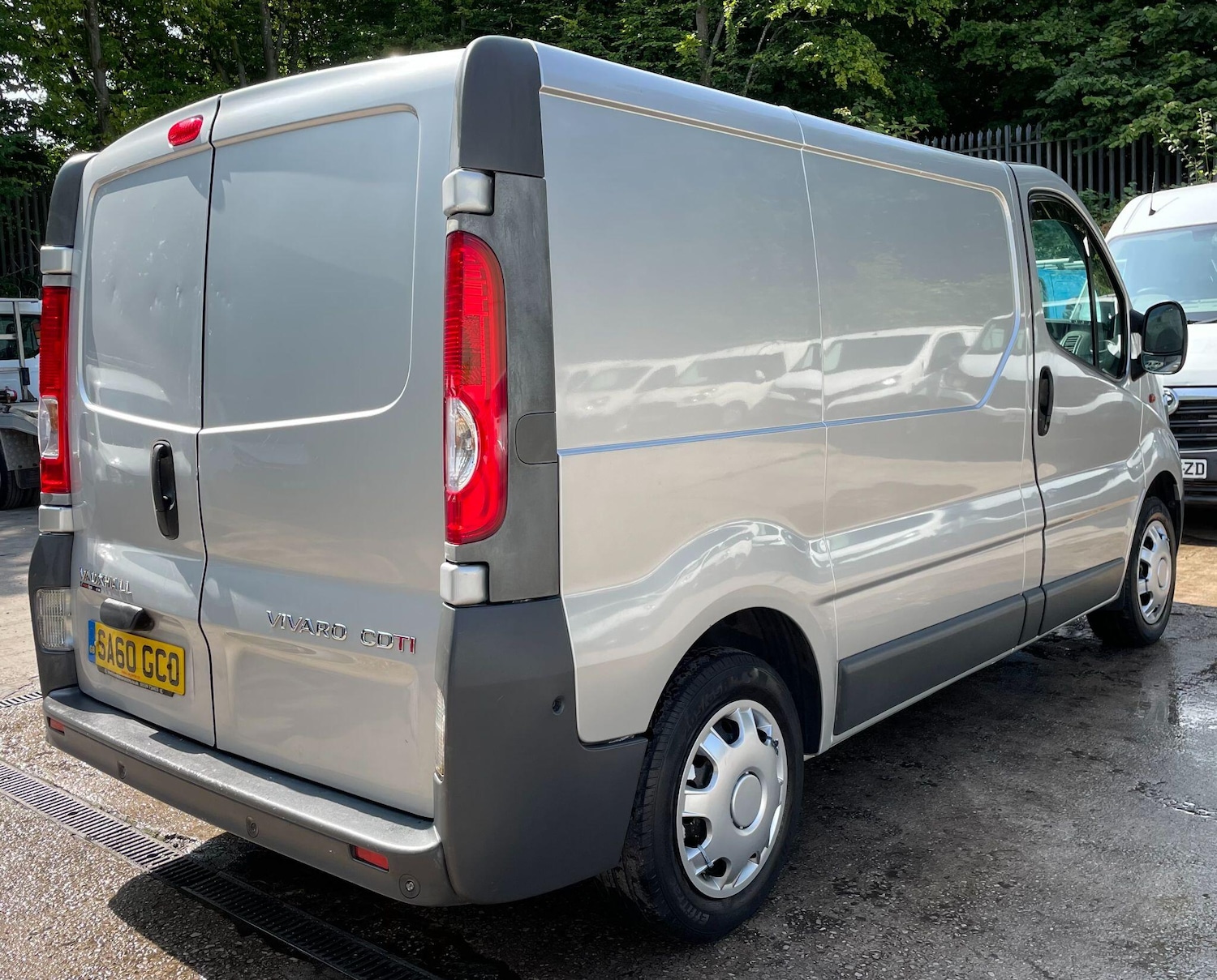 Used Vauxhall Vivaro 2010 for sale - 76550543: Photo 6