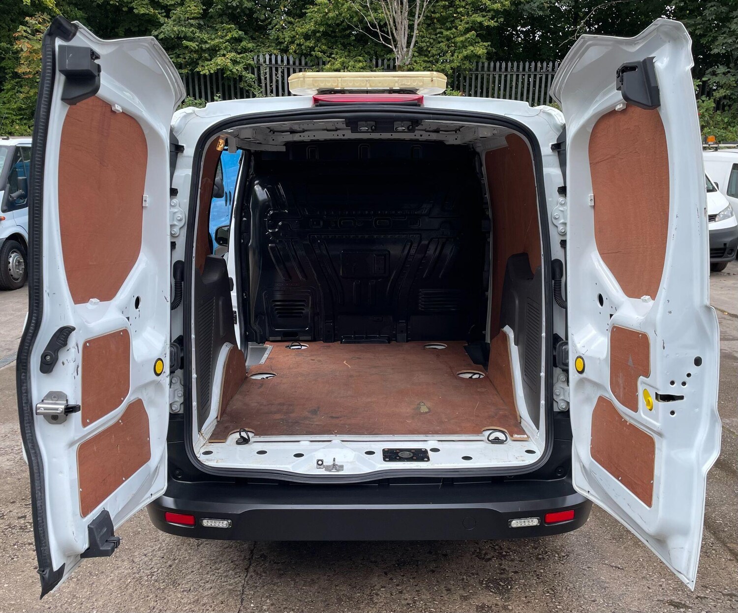 Used Ford Transit Connect 2019 for sale - 76549815: Photo 11