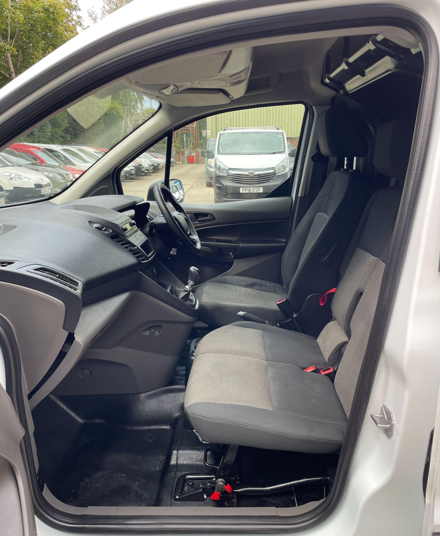 Used Ford Transit Connect 2019 for sale - 76549815: Photo 36