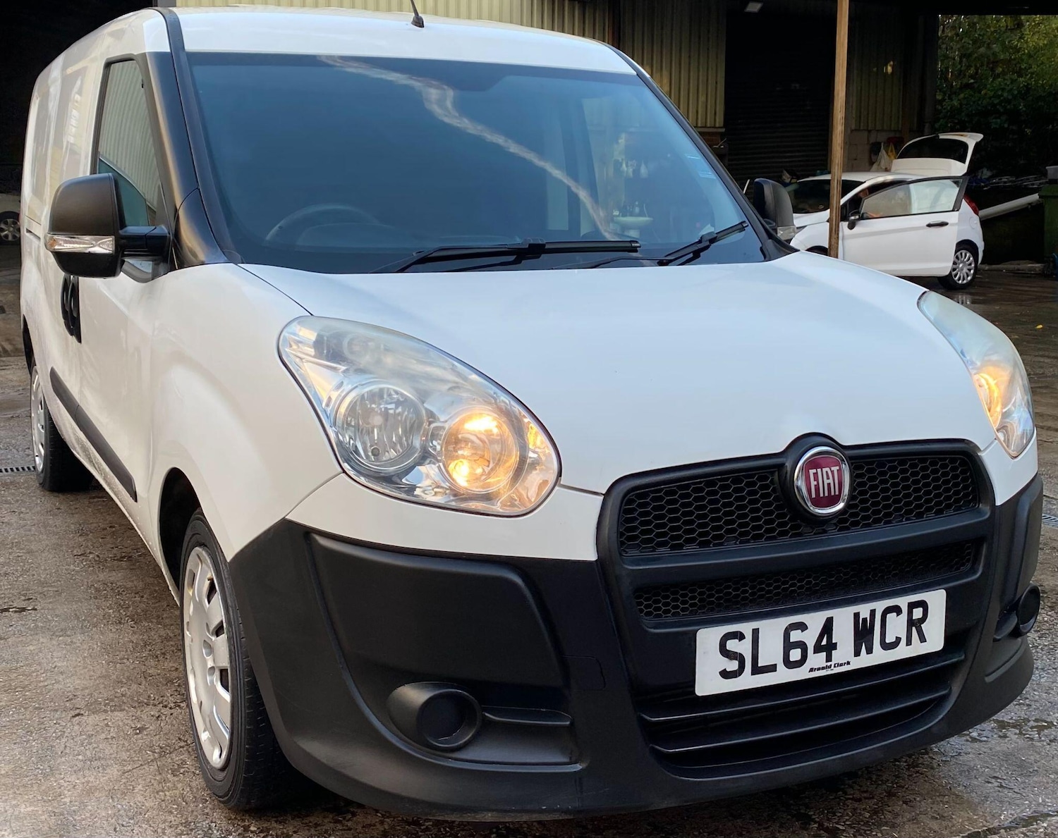 Used Fiat Doblo 2014 for sale - 76549300: Photo 4