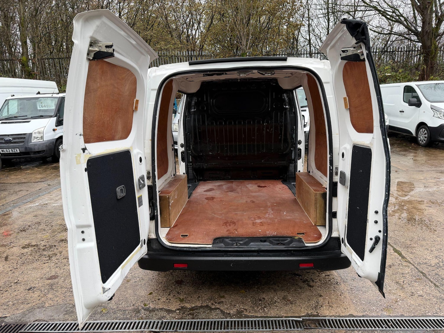 Used Nissan NV200 2014 for sale - 76765233: Photo 14