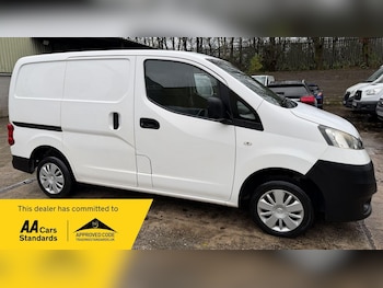 Used Nissan NV200 2014 for sale - 76765233: Photo