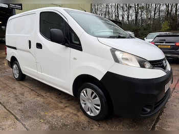 Used Nissan NV200 2014 for sale - 76765233: Photo