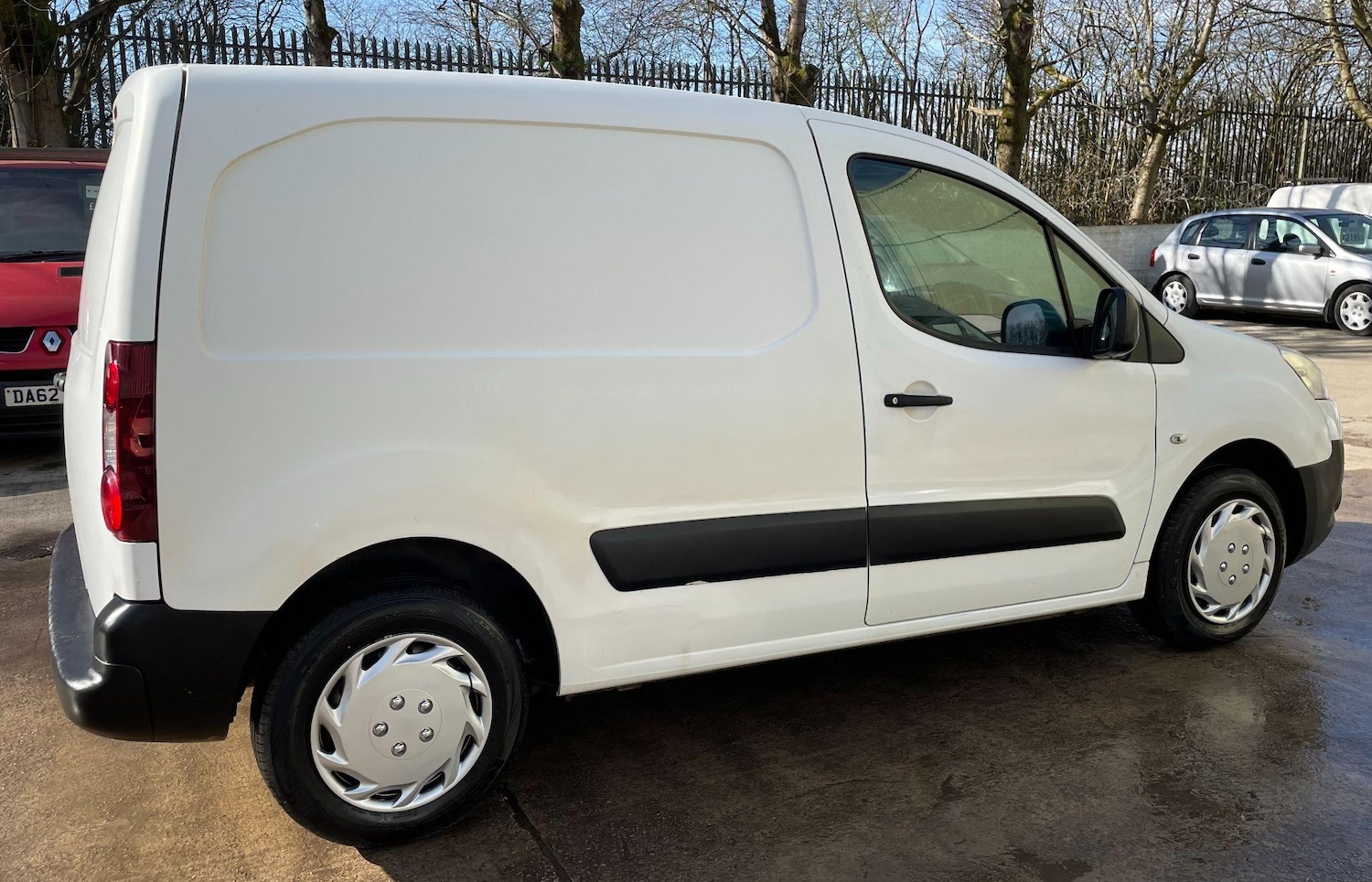 Used Peugeot Partner 2012 for sale - 76549343: Photo 8