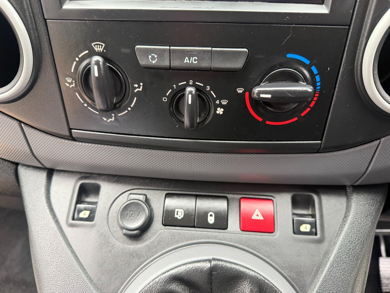 Used Peugeot Partner for sale - 77670345: Photo 38