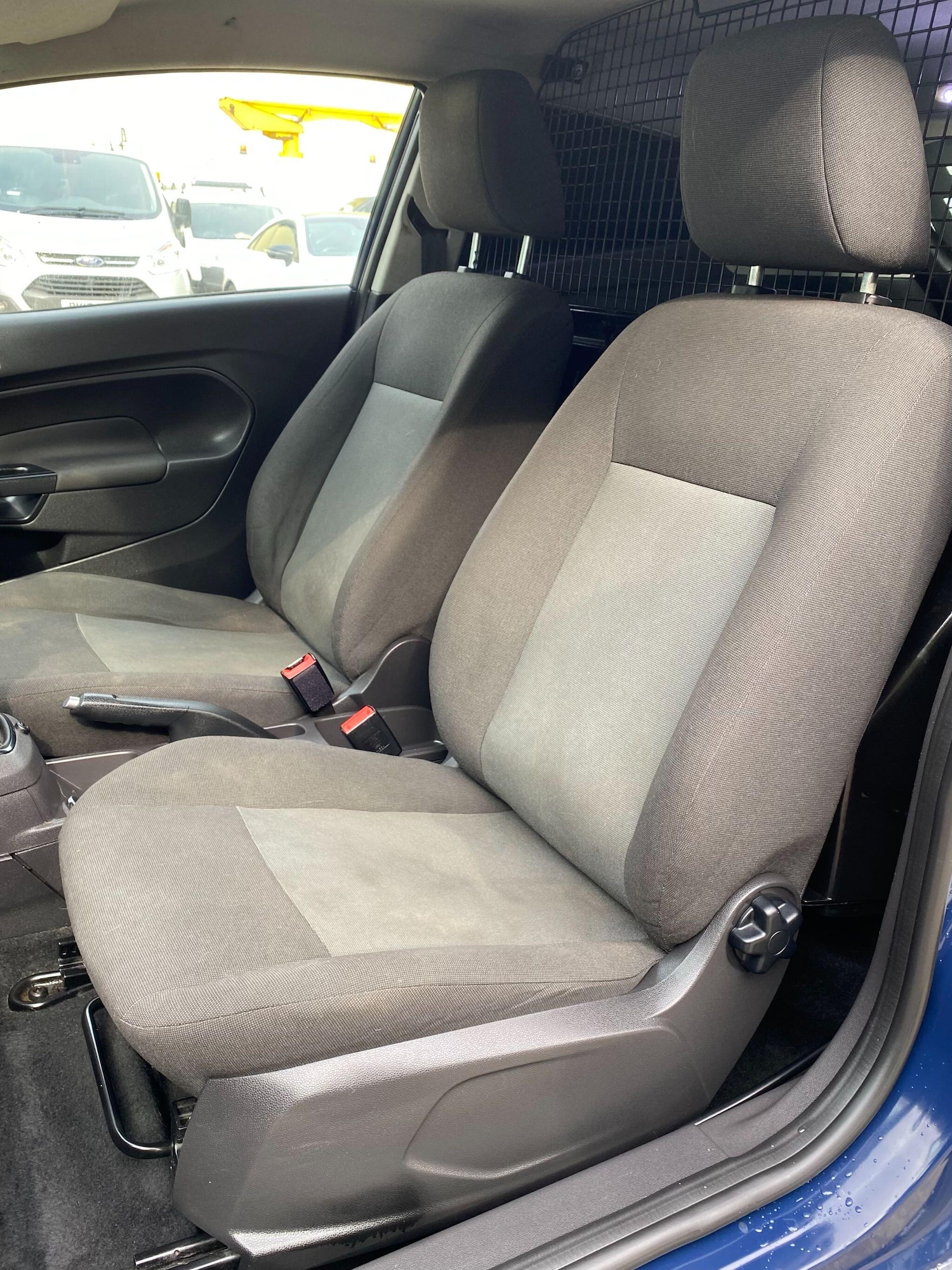 Used Ford Fiesta 2014 for sale - 76550219: Photo 33