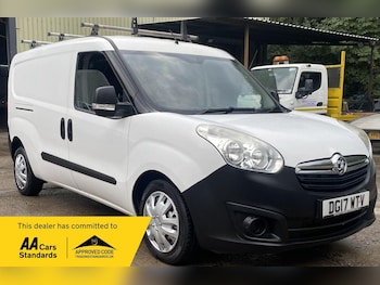 Used Vauxhall Combo 2017 for sale - 79646178: Photo