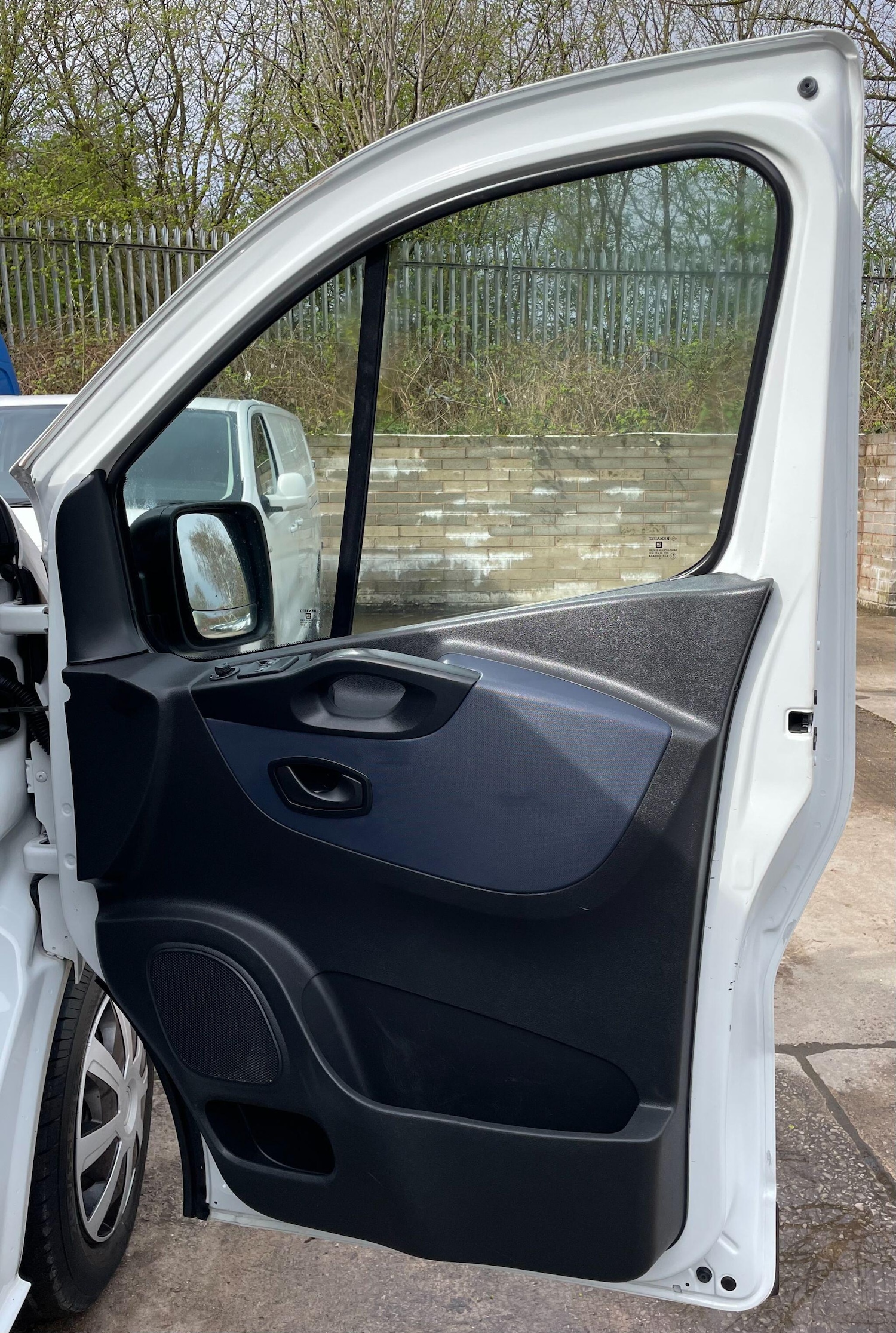 Used Vauxhall Vivaro 2014 for sale - 78147975: Photo 21