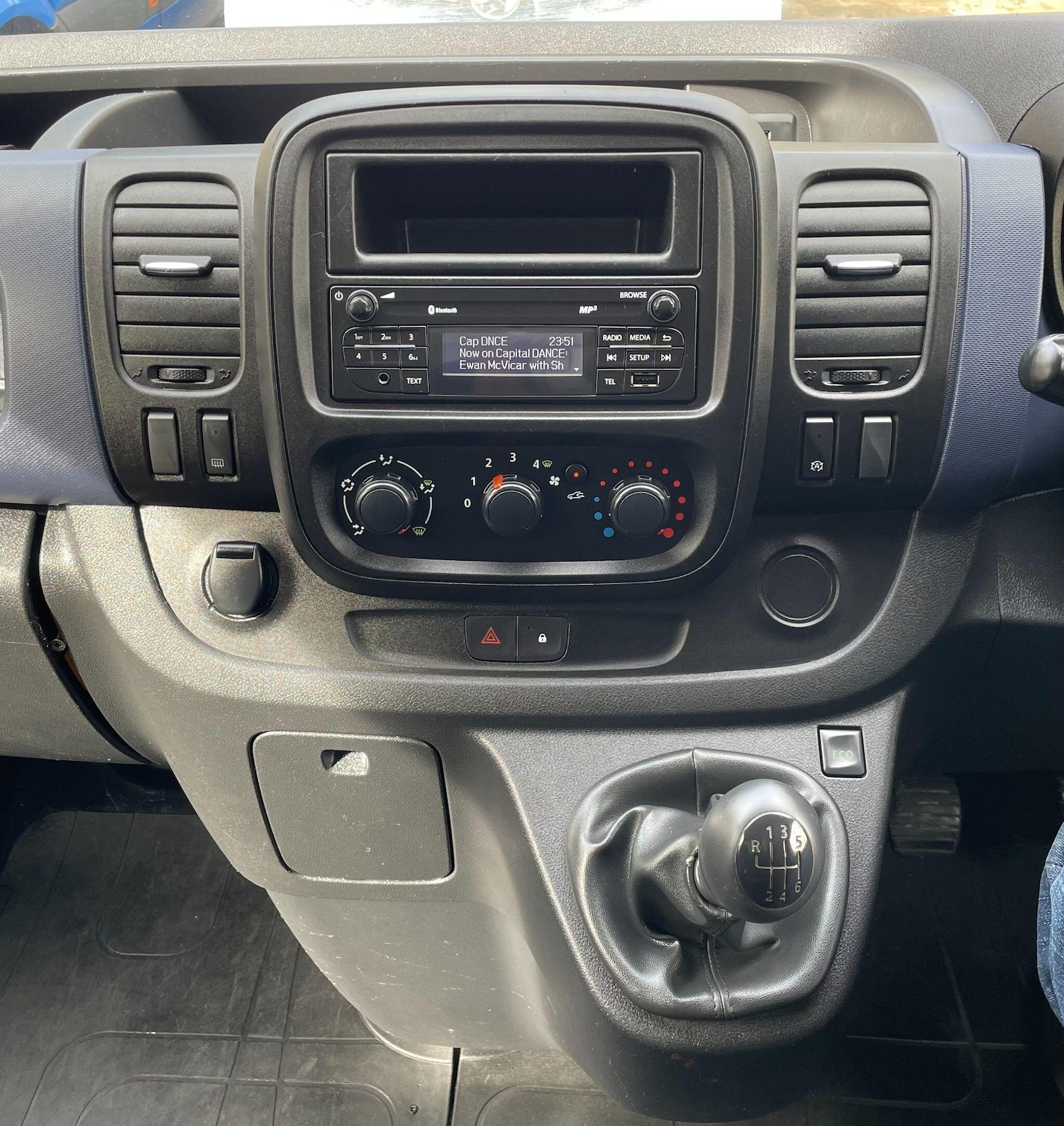 Used Vauxhall Vivaro 2014 for sale - 78147975: Photo 28