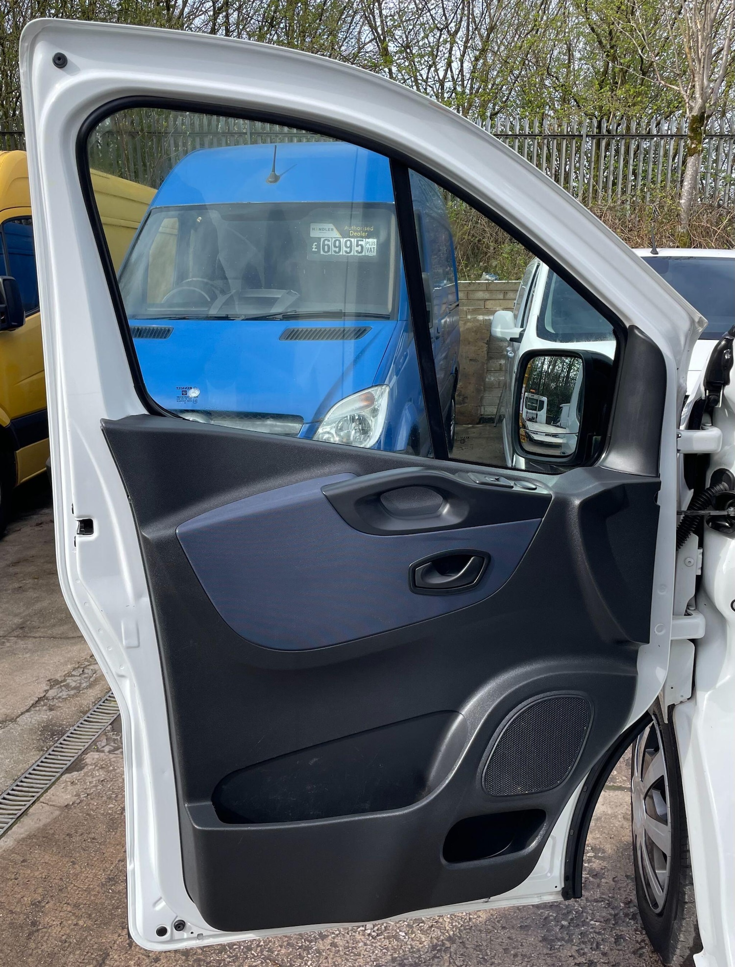 Used Vauxhall Vivaro 2014 for sale - 78147975: Photo 32