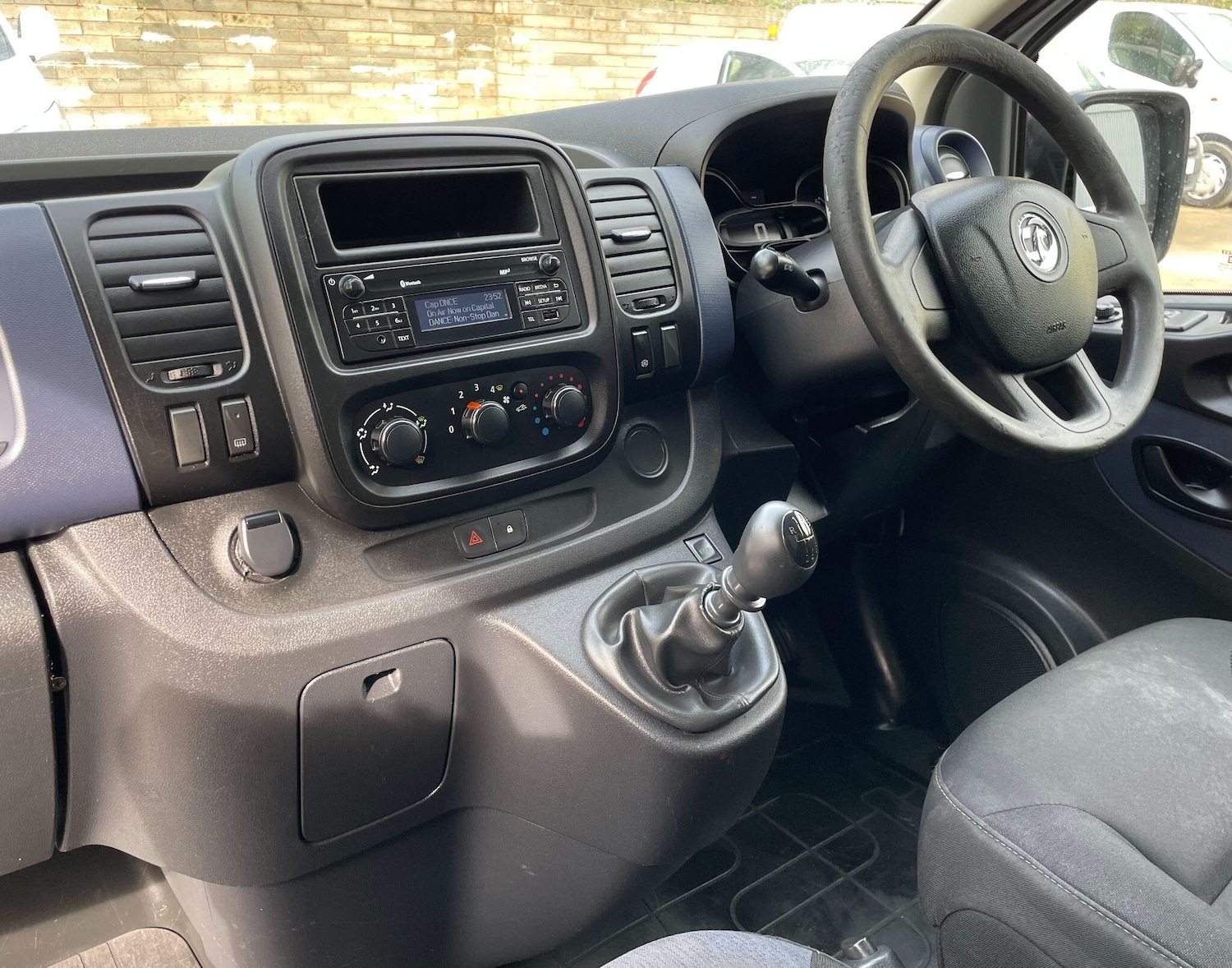 Used Vauxhall Vivaro 2014 for sale - 78147975: Photo 35
