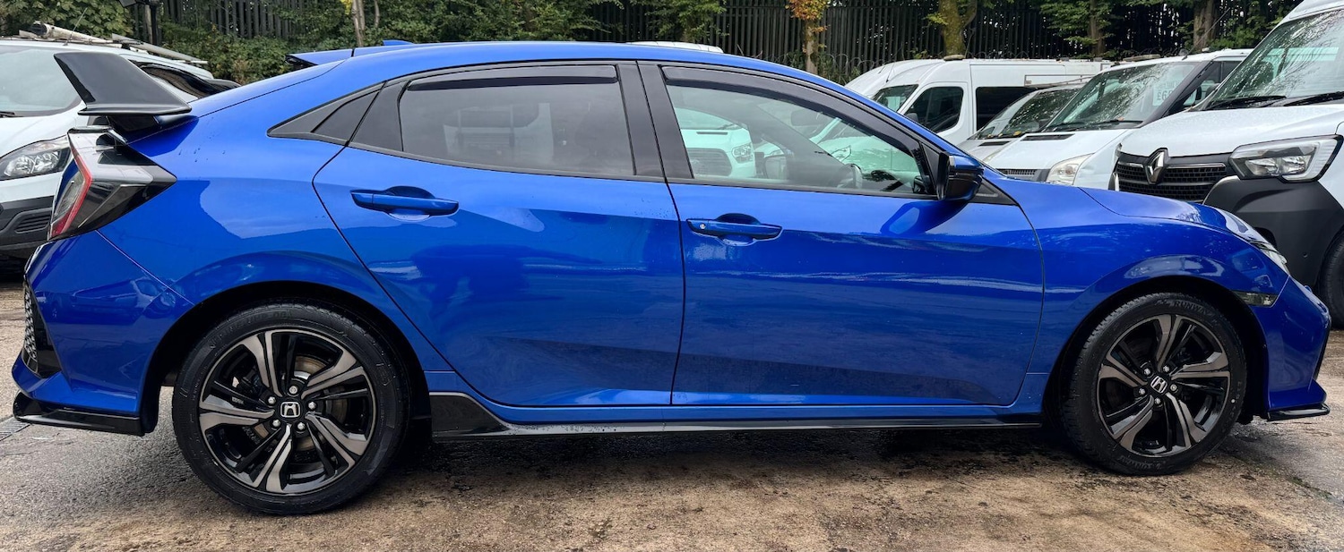 Used Honda Civic 2018 for sale - 76549093: Photo 11