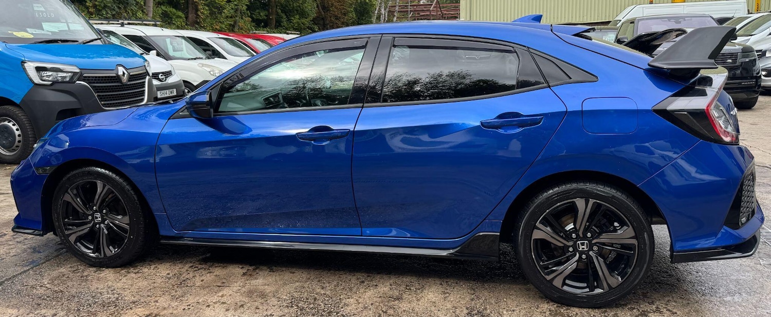 Used Honda Civic 2018 for sale - 76549093: Photo 19