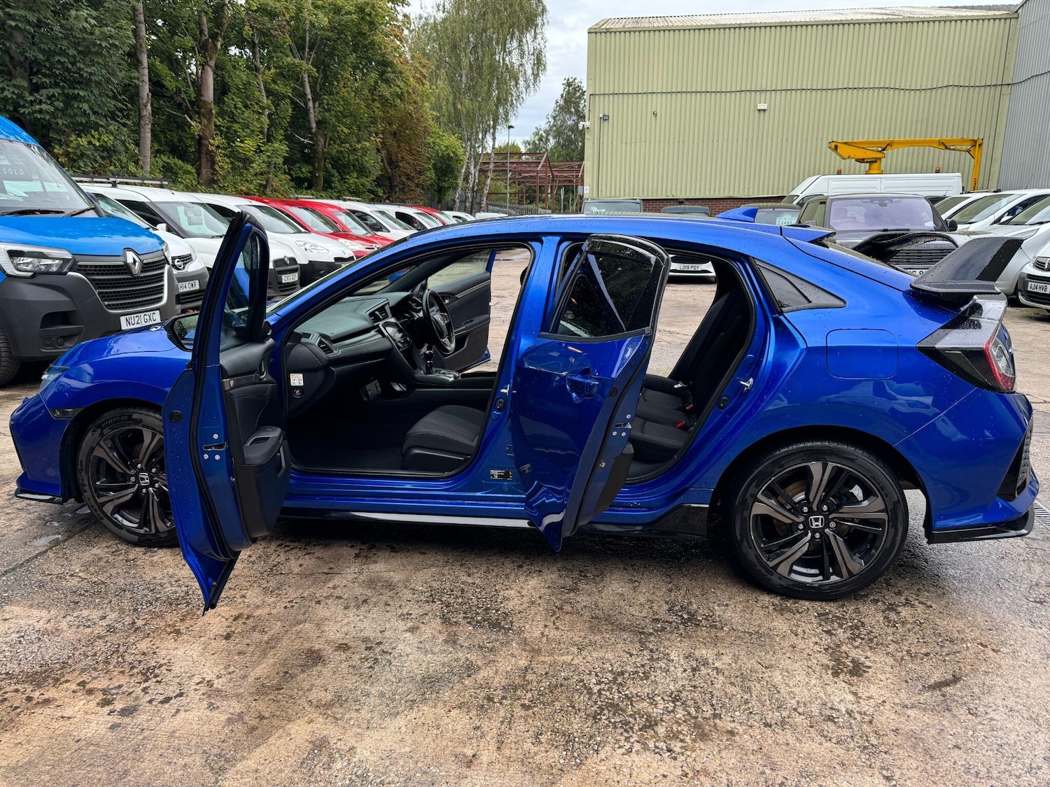 Used Honda Civic 2018 for sale - 76549093: Photo 21