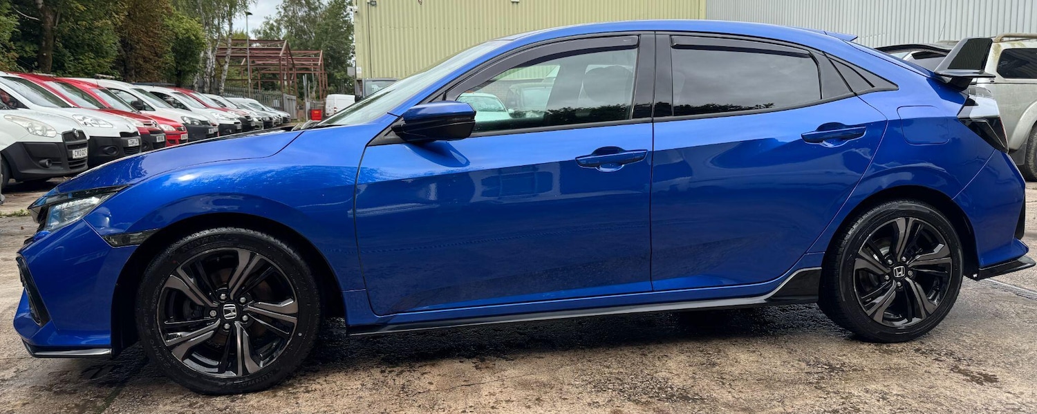Used Honda Civic 2018 for sale - 76549093: Photo 22