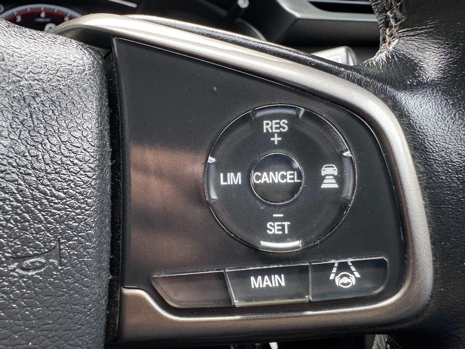 Used Honda Civic 2018 for sale - 76549093: Photo 32