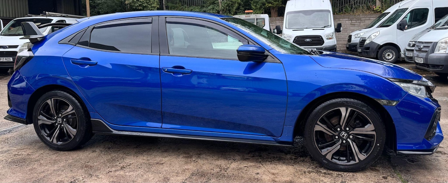 Used Honda Civic 2018 for sale - 76549093: Photo 9