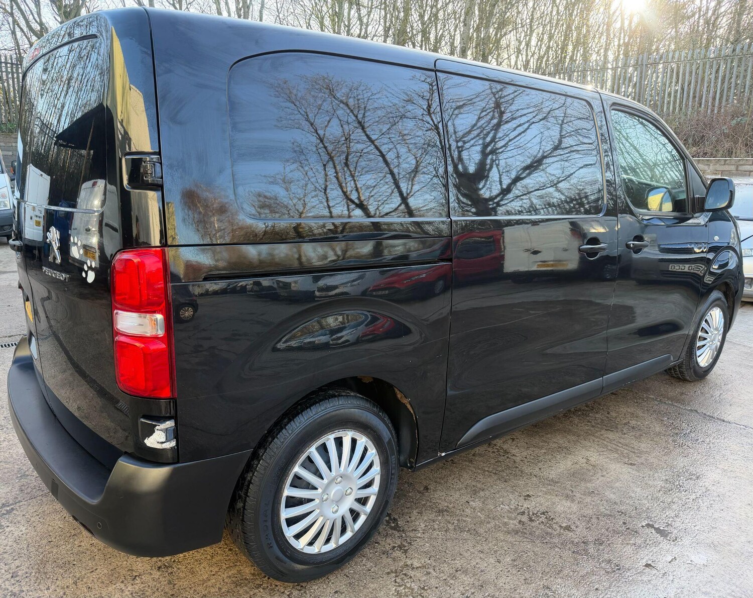 Used Peugeot Expert 2017 for sale - 77737264: Photo 18