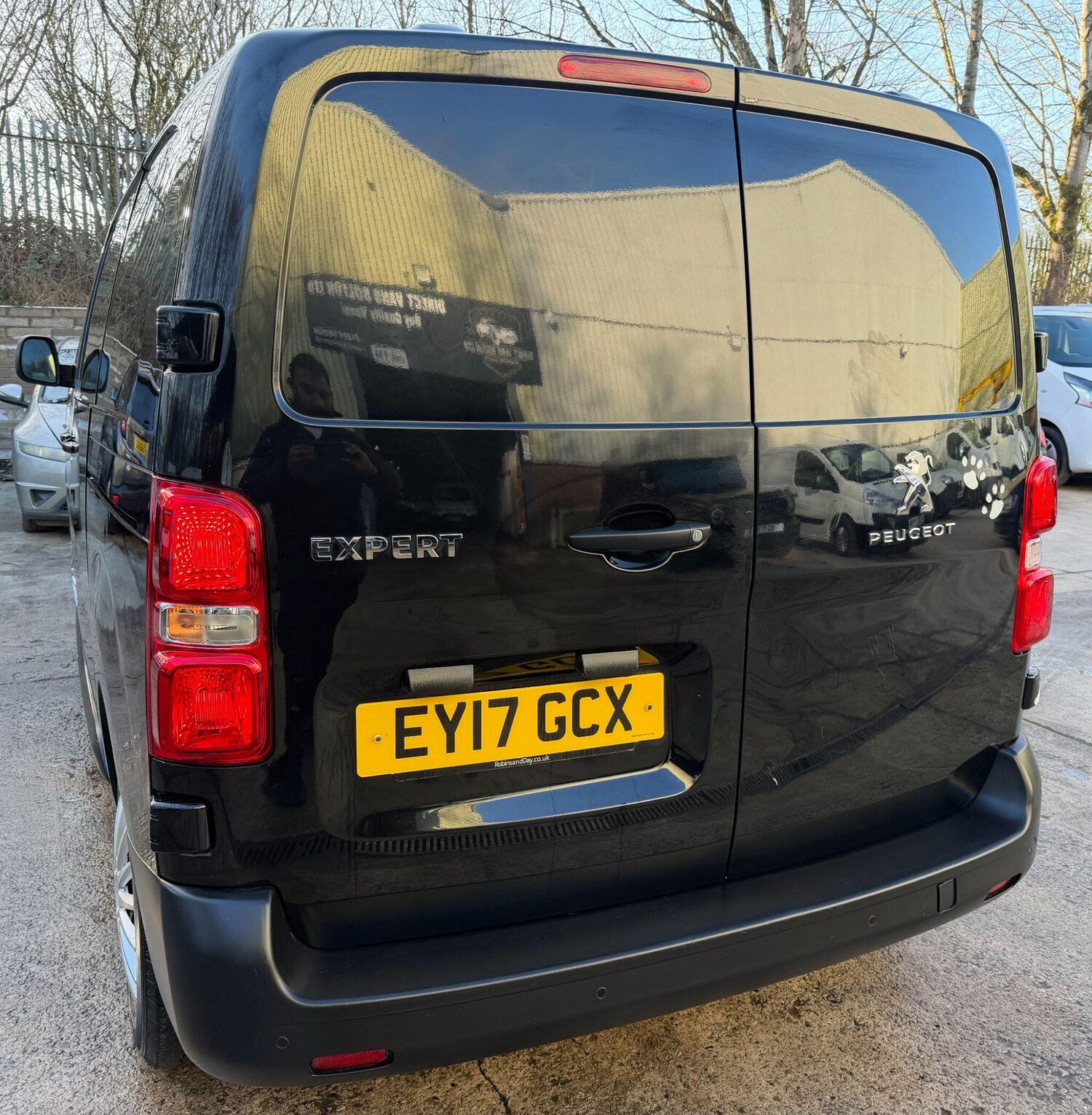 Used Peugeot Expert 2017 for sale - 77737264: Photo 21