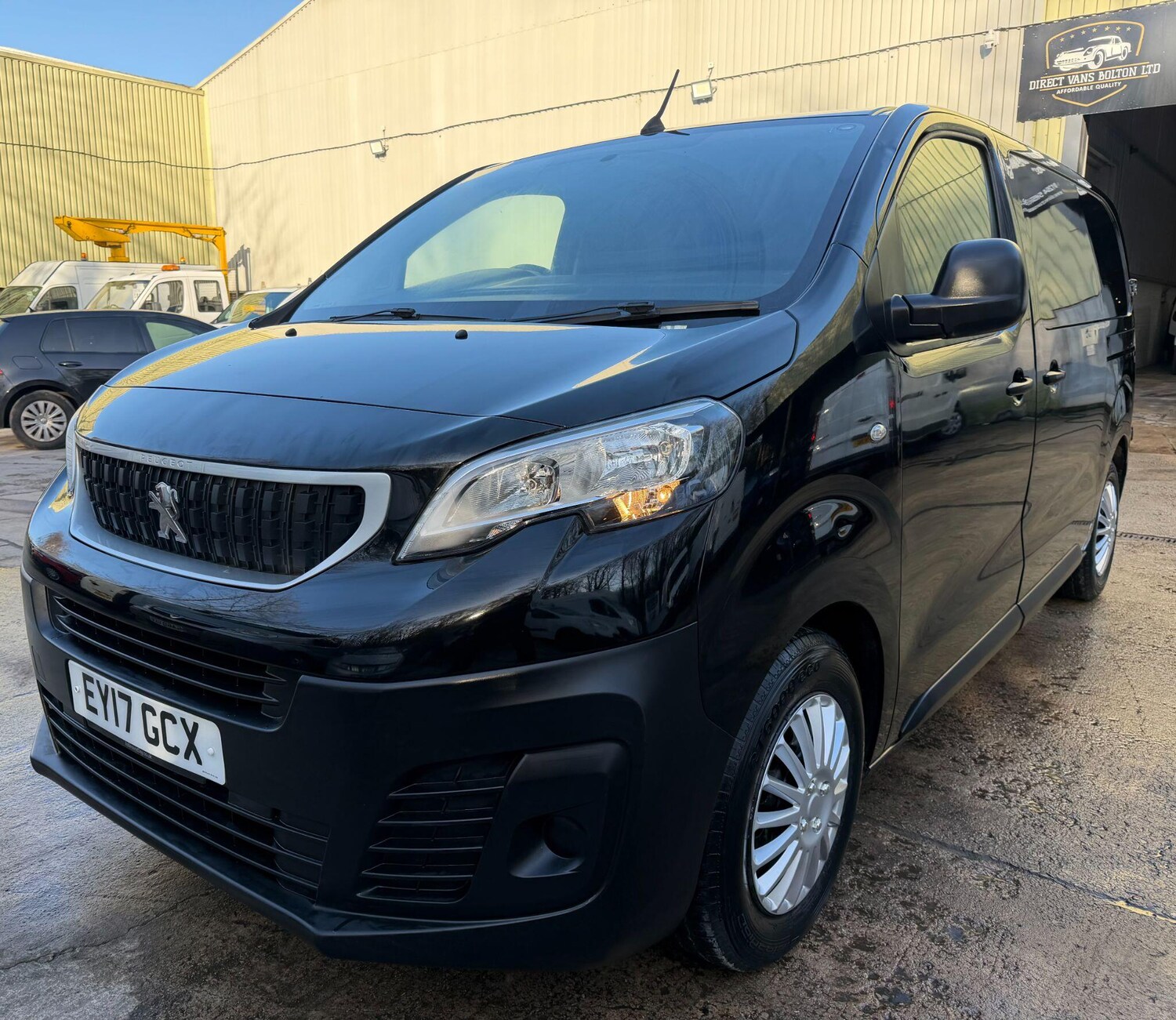 Used Peugeot Expert 2017 for sale - 77737264: Photo 32