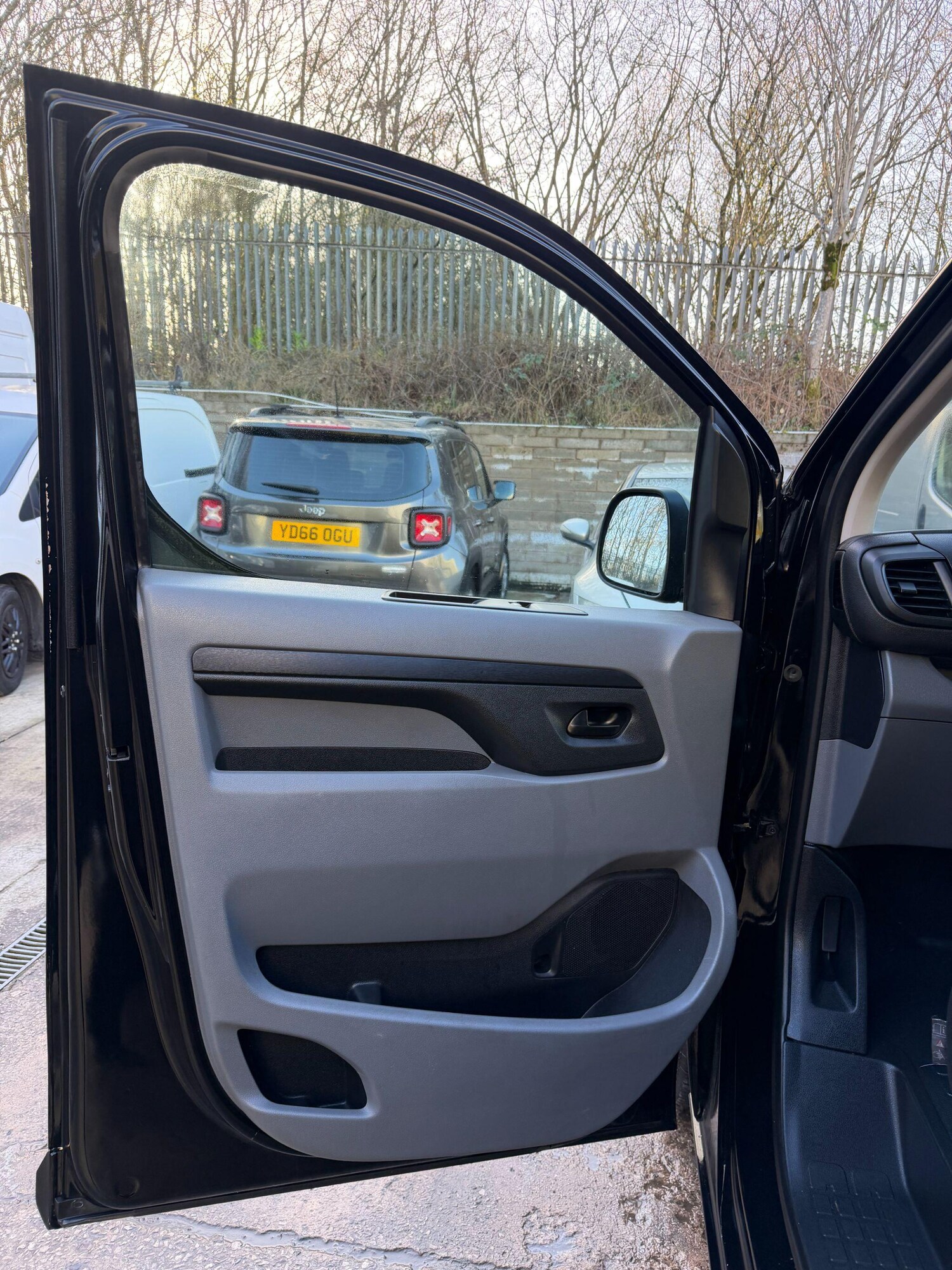 Used Peugeot Expert 2017 for sale - 77737264: Photo 43