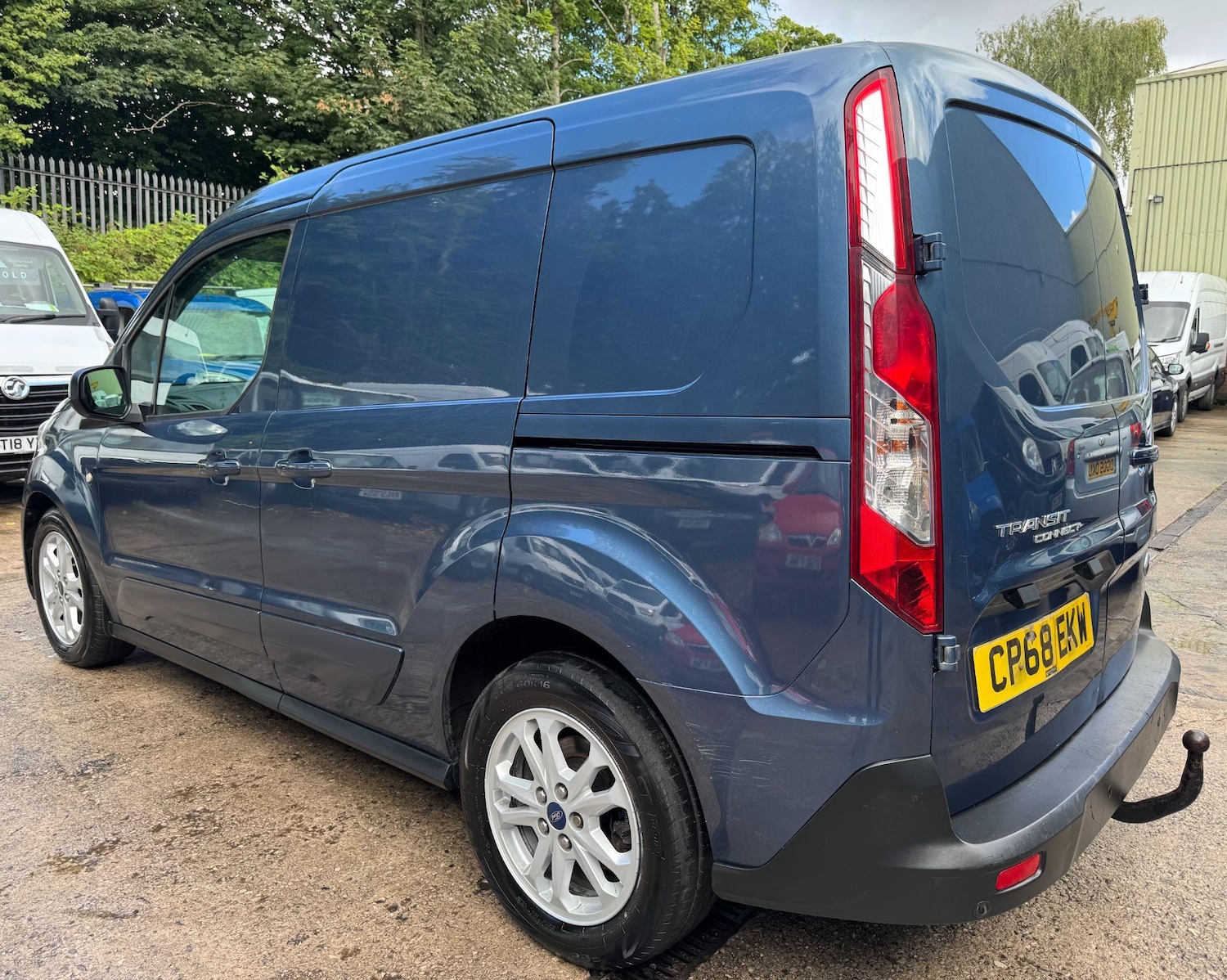 Used Ford Transit Connect 2018 for sale - 76551152: Photo 17