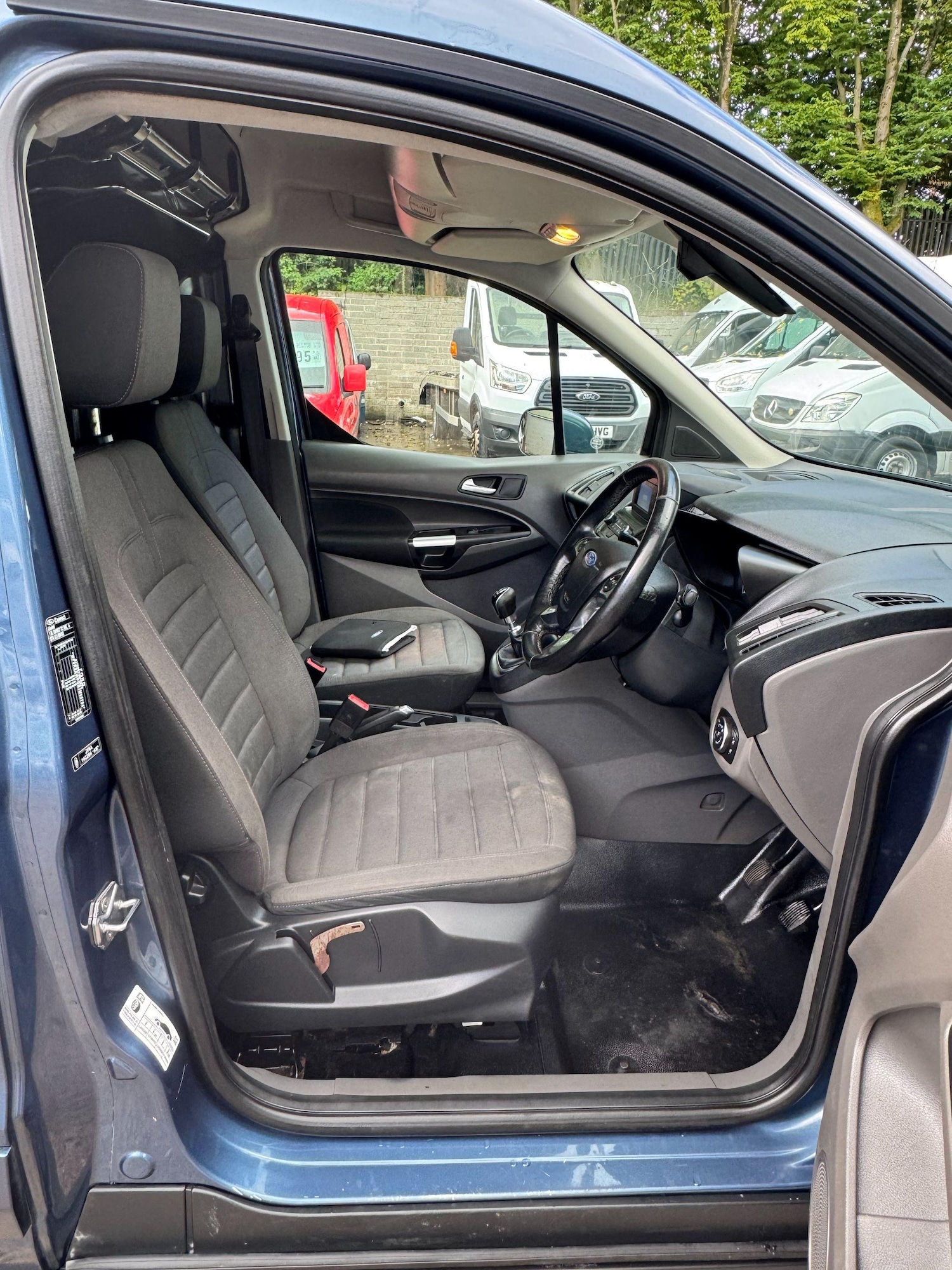 Used Ford Transit Connect 2018 for sale - 76551152: Photo 29