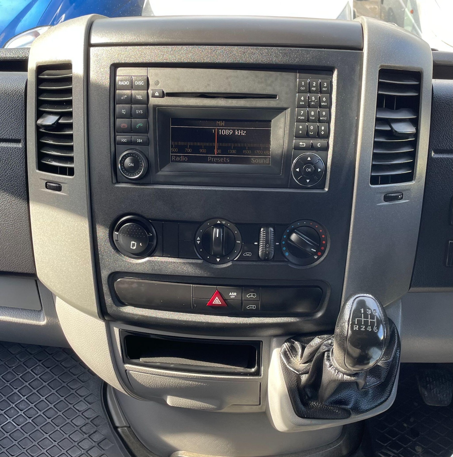 Used Mercedes-Benz Sprinter 2012 for sale - 77926103: Photo 28