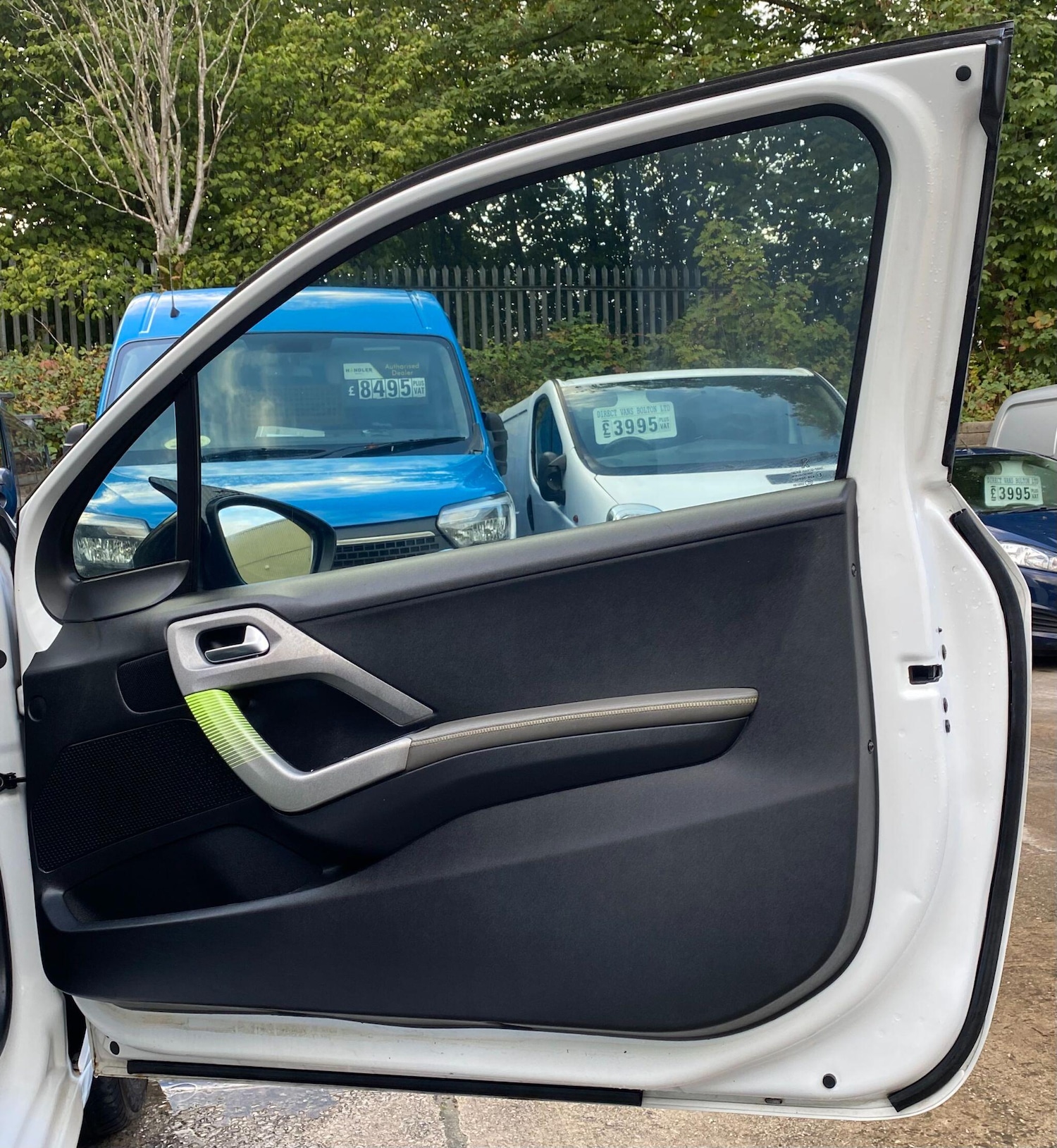 Used Peugeot 208 2015 for sale - 76549086: Photo 17