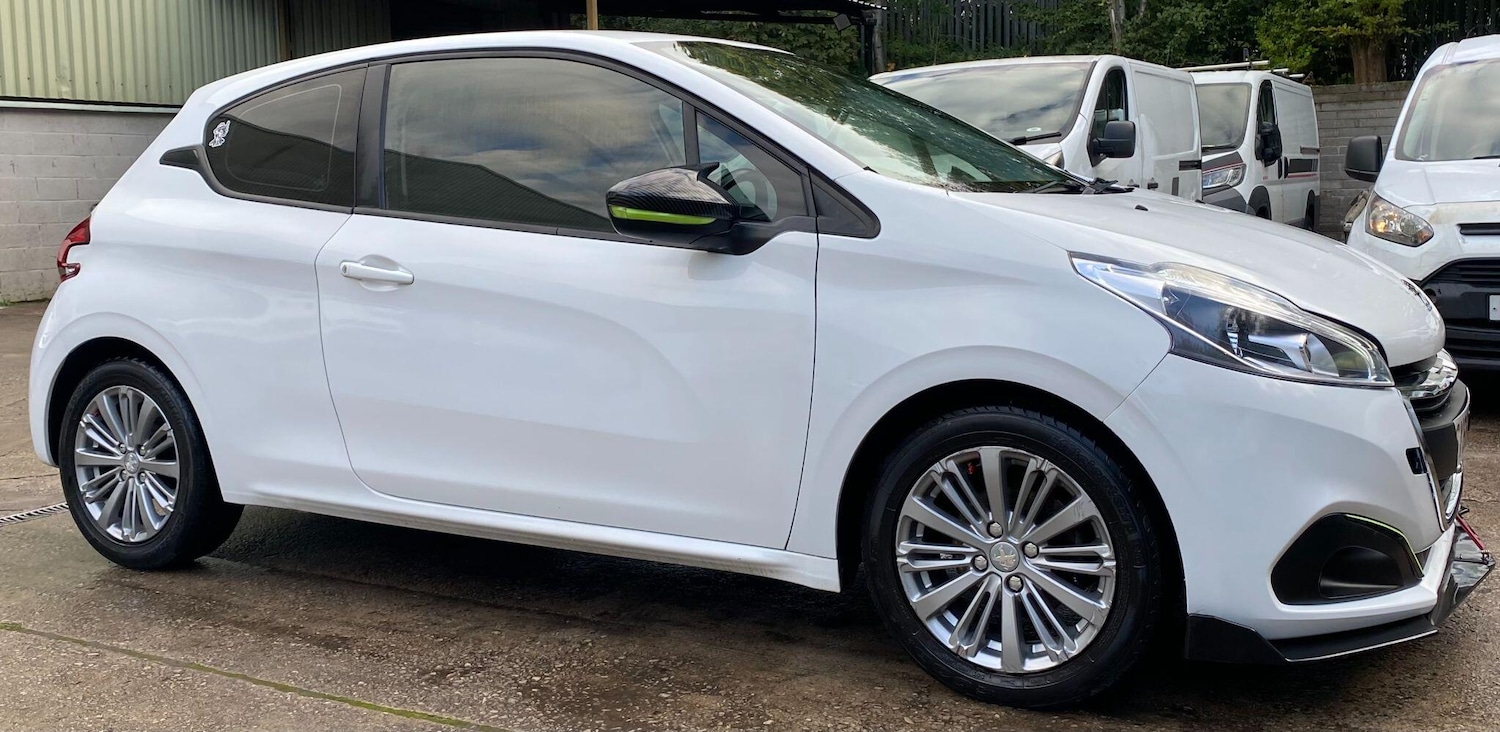 Used Peugeot 208 2015 for sale - 76549086: Photo 4