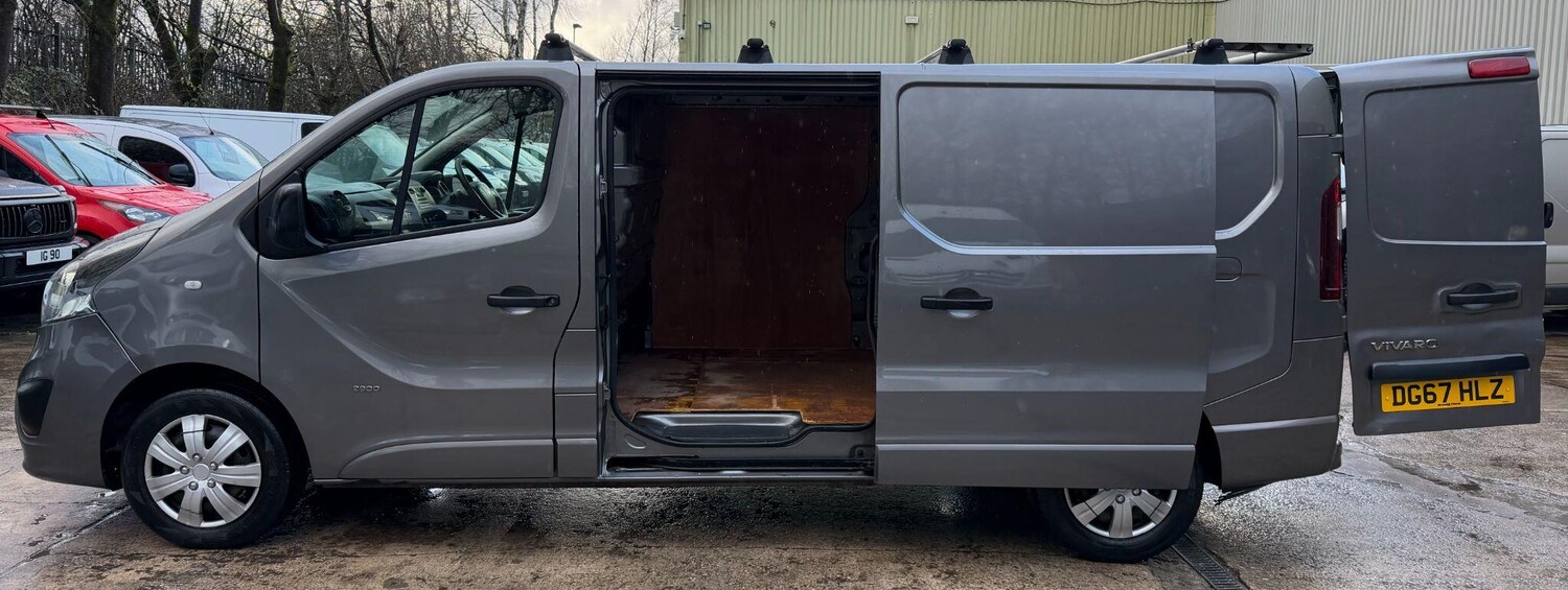 Used Vauxhall Vivaro 2017 for sale - 77573861: Photo 15