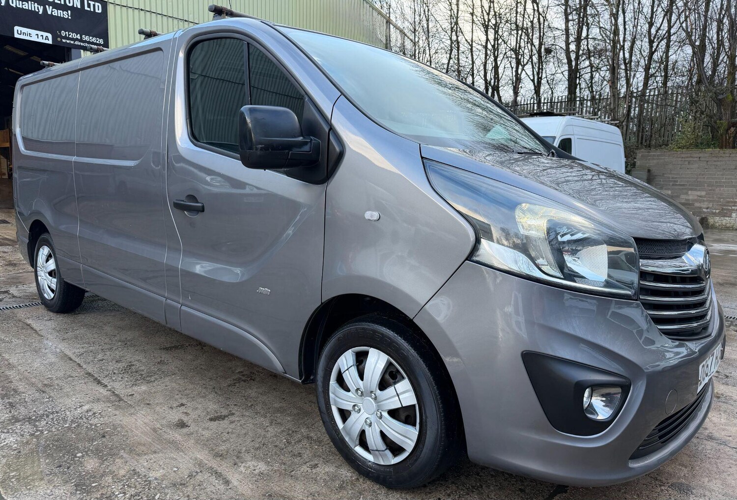 Used Vauxhall Vivaro 2017 for sale - 77573861: Photo 4
