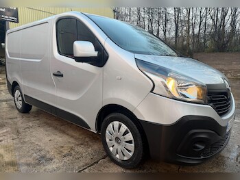 Used Renault Trafic 2015 for sale - 77174712: Photo