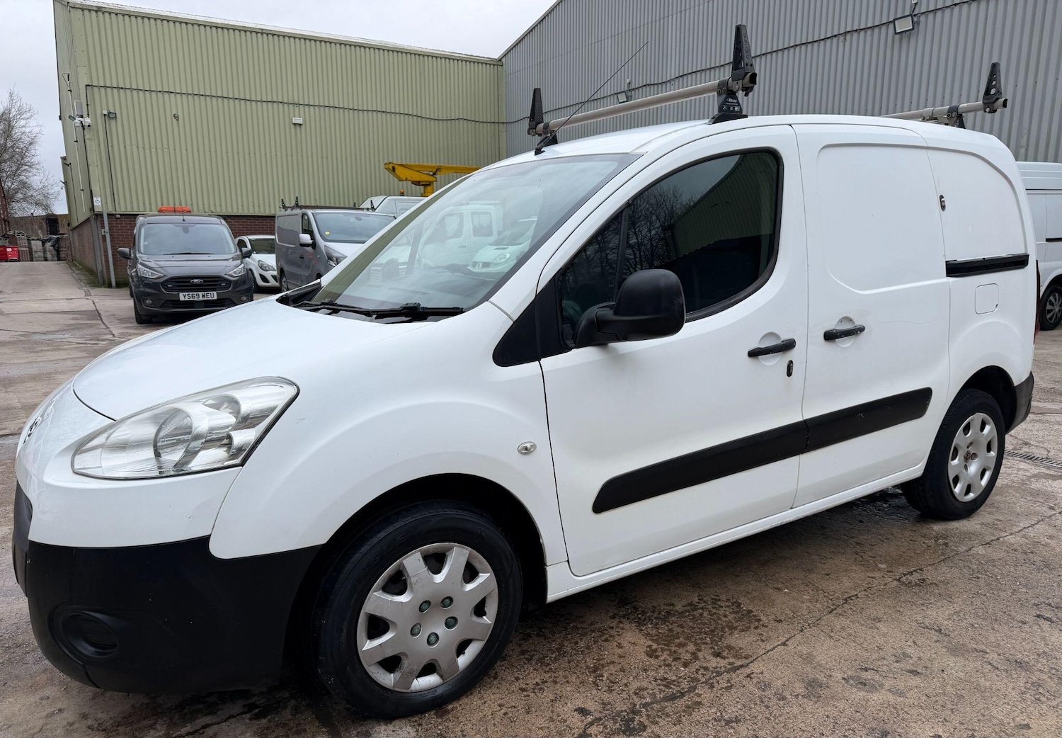 Used Peugeot Partner 2014 for sale - 77646185: Photo 22