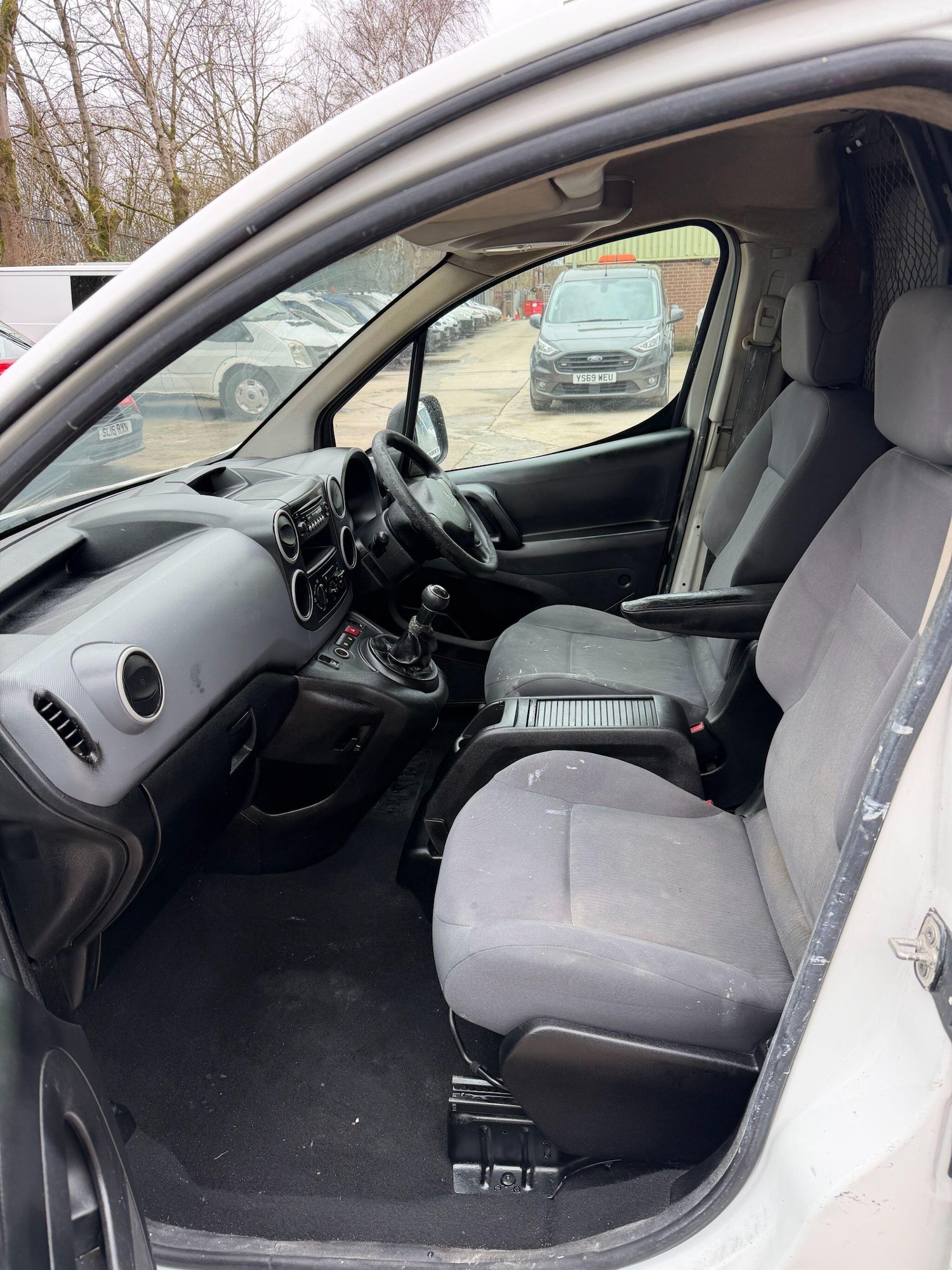 Used Peugeot Partner 2014 for sale - 77646185: Photo 33