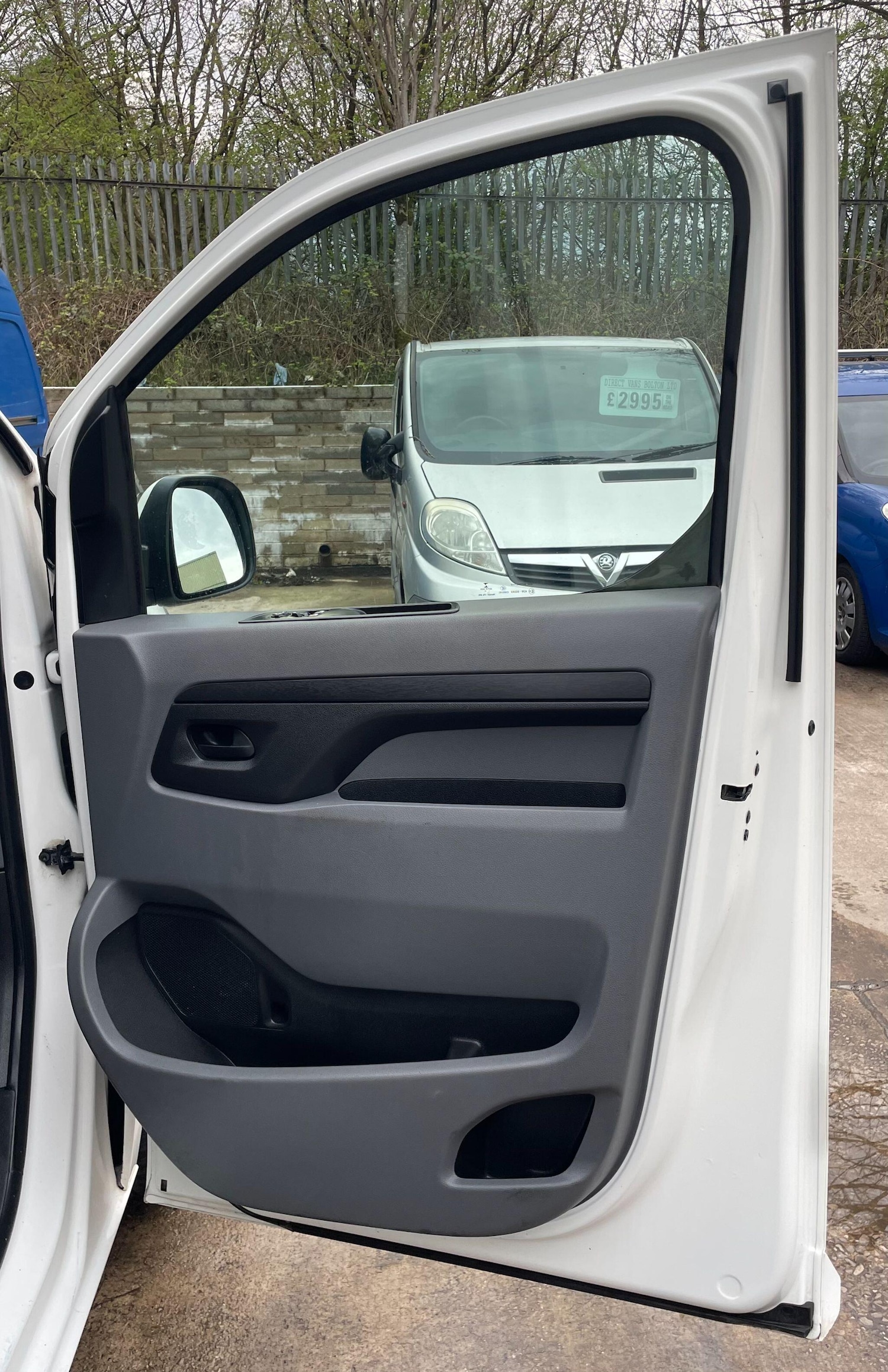 Used Vauxhall Vivaro for sale - 78127879: Photo 23