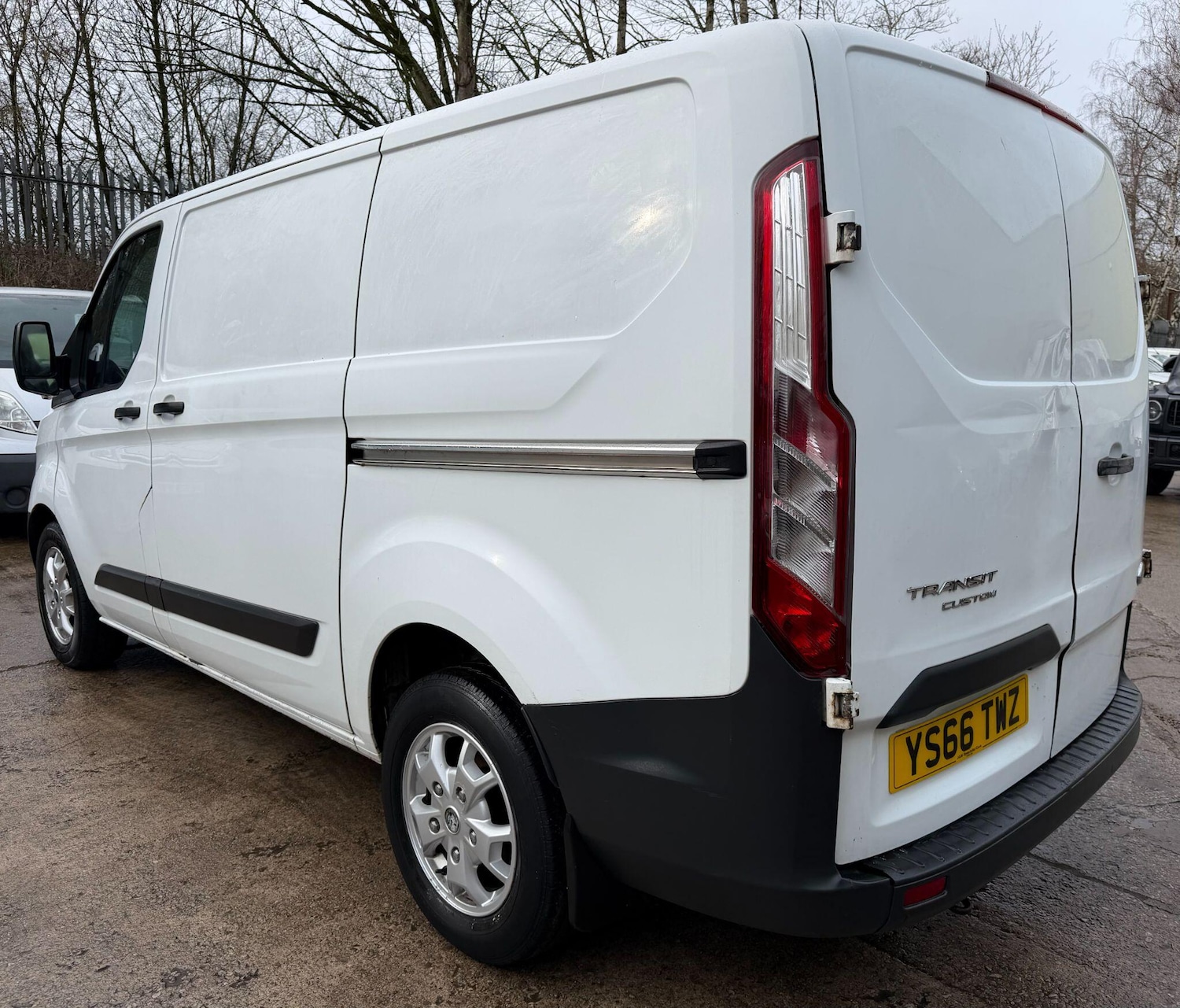 Used Ford Transit Custom 2016 for sale - 77799153: Photo 13