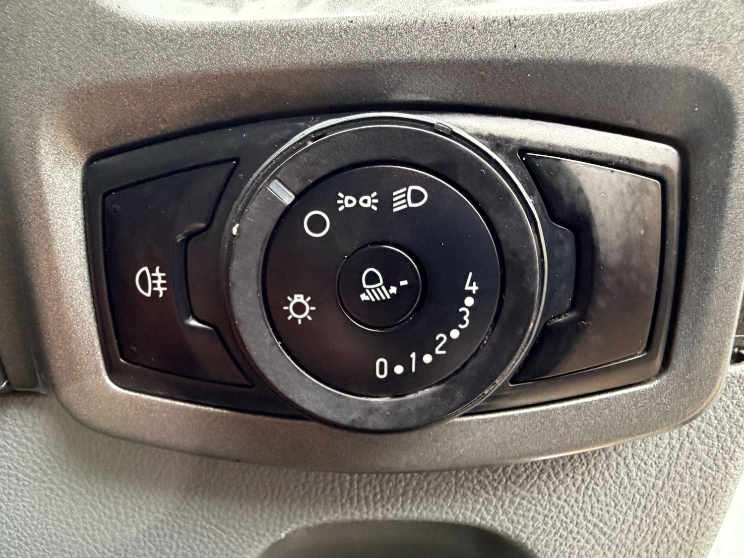 Used Ford Transit Custom 2016 for sale - 77799153: Photo 27