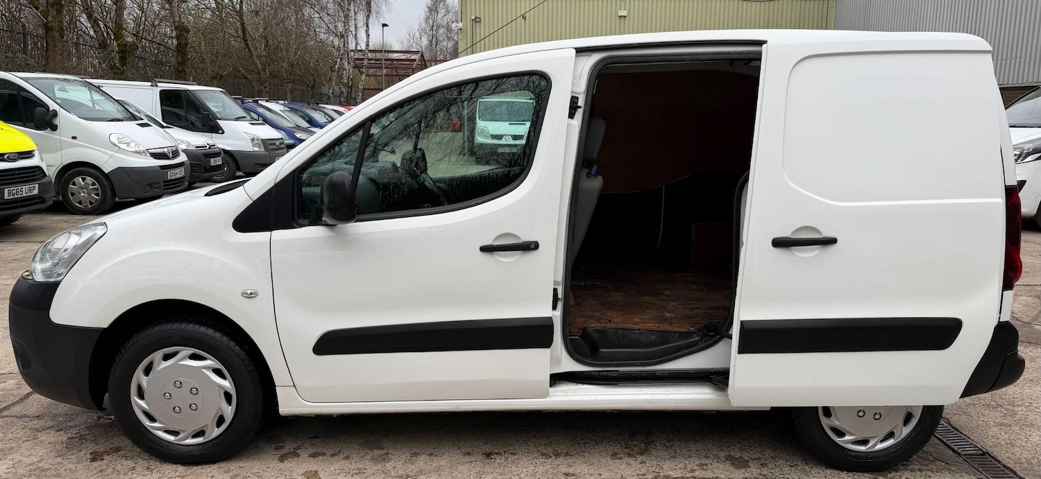 Used Citroen Berlingo 2015 for sale - 77331180: Photo 21