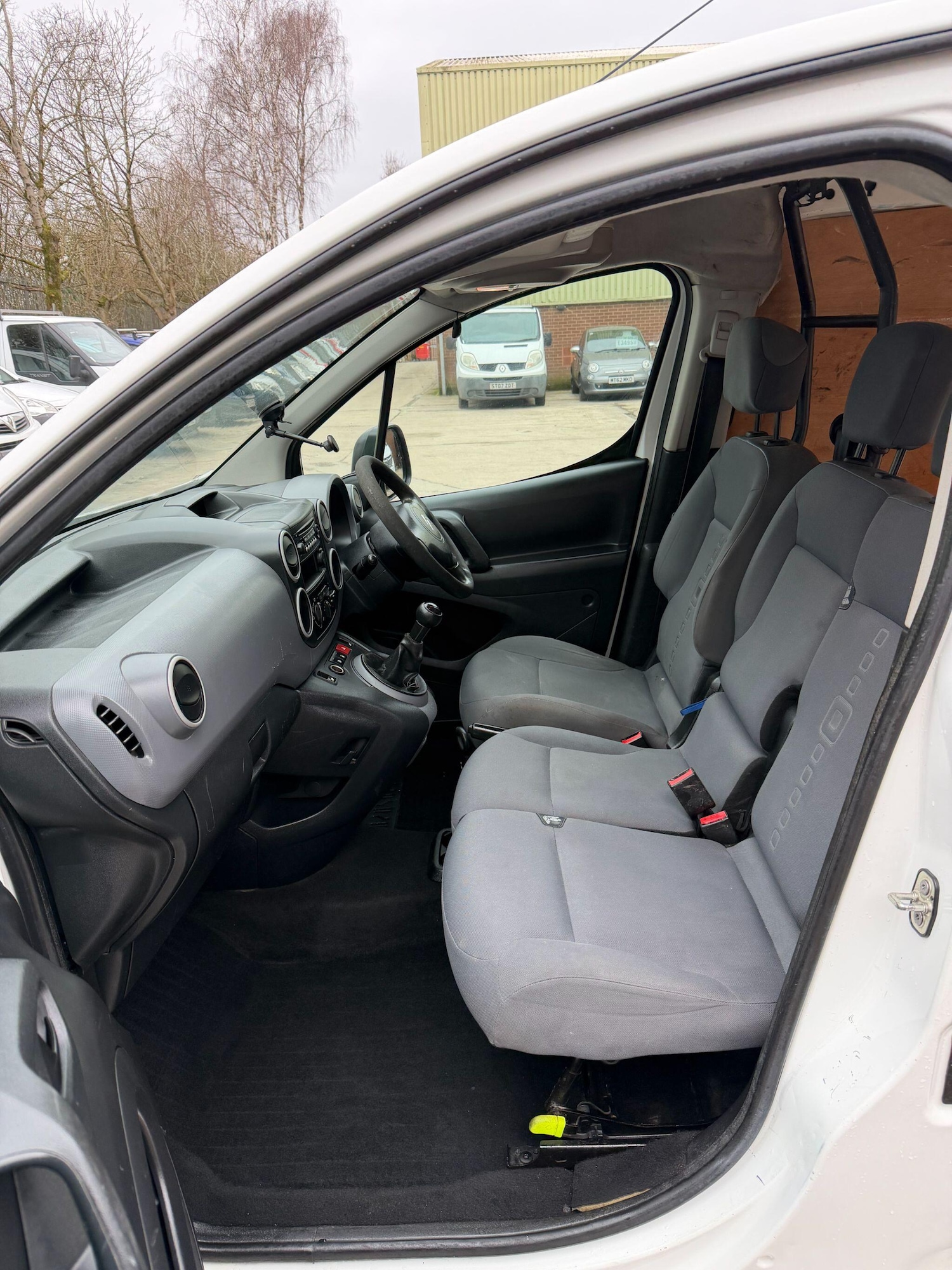 Used Citroen Berlingo 2015 for sale - 77331180: Photo 37