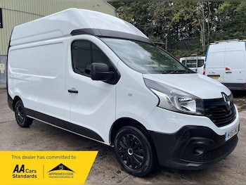 Renault Trafic feature image