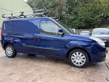 Used Vauxhall Combo 2015 for sale - 79589508: Photo